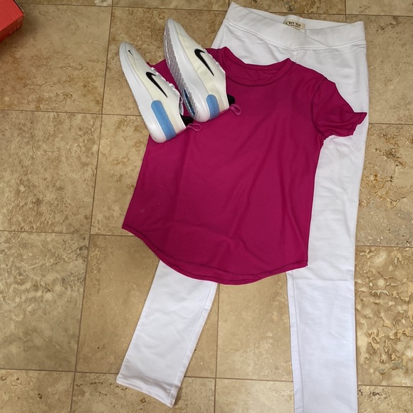 C”est Toi White workout pants. Medium. NWOT - Picture 3 of 9